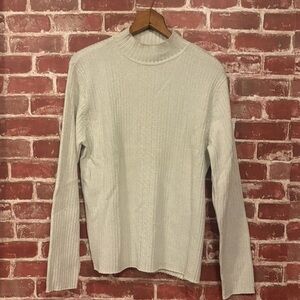 Liz Claiborne Silver Ribbed Sweater